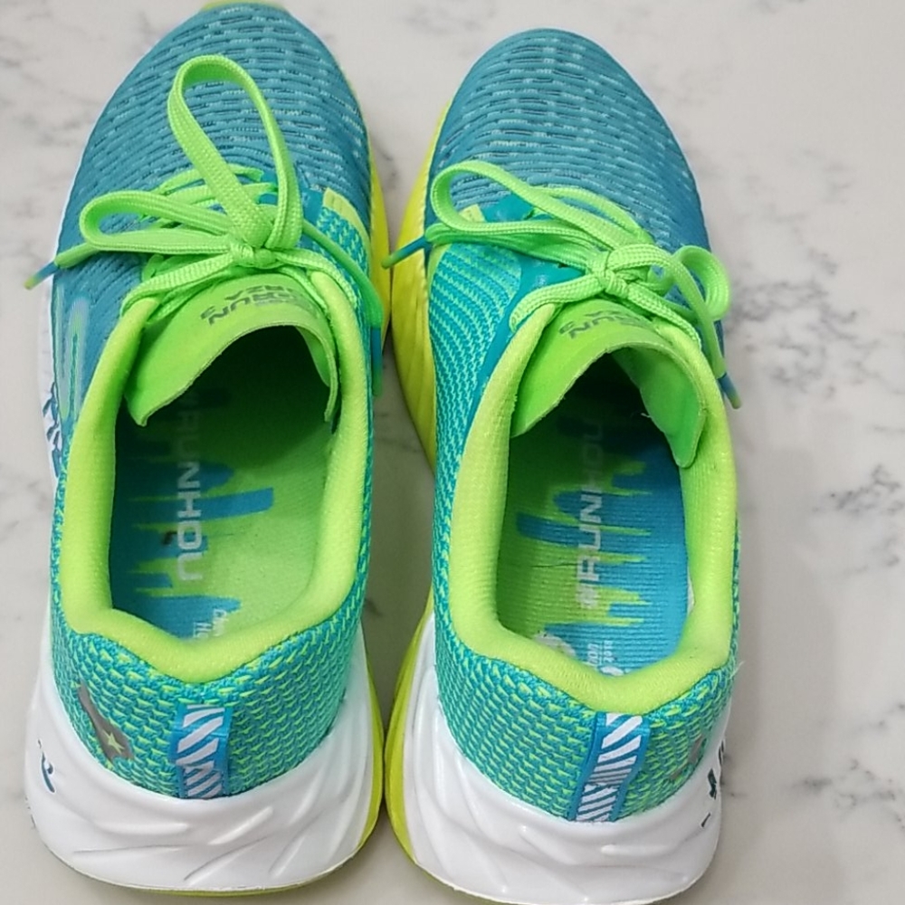 Sketcher Shoes - Picture 2 of 8